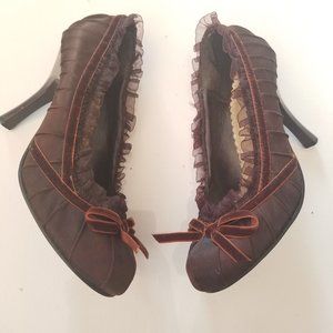 🔮Vintage Wild Diva brown Tulle fringe bow heels